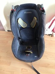 Maxi Cosi Car Seat for sale execellent condition
